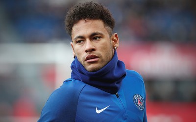 三亿电竞评论-德保罗训练中加练防守